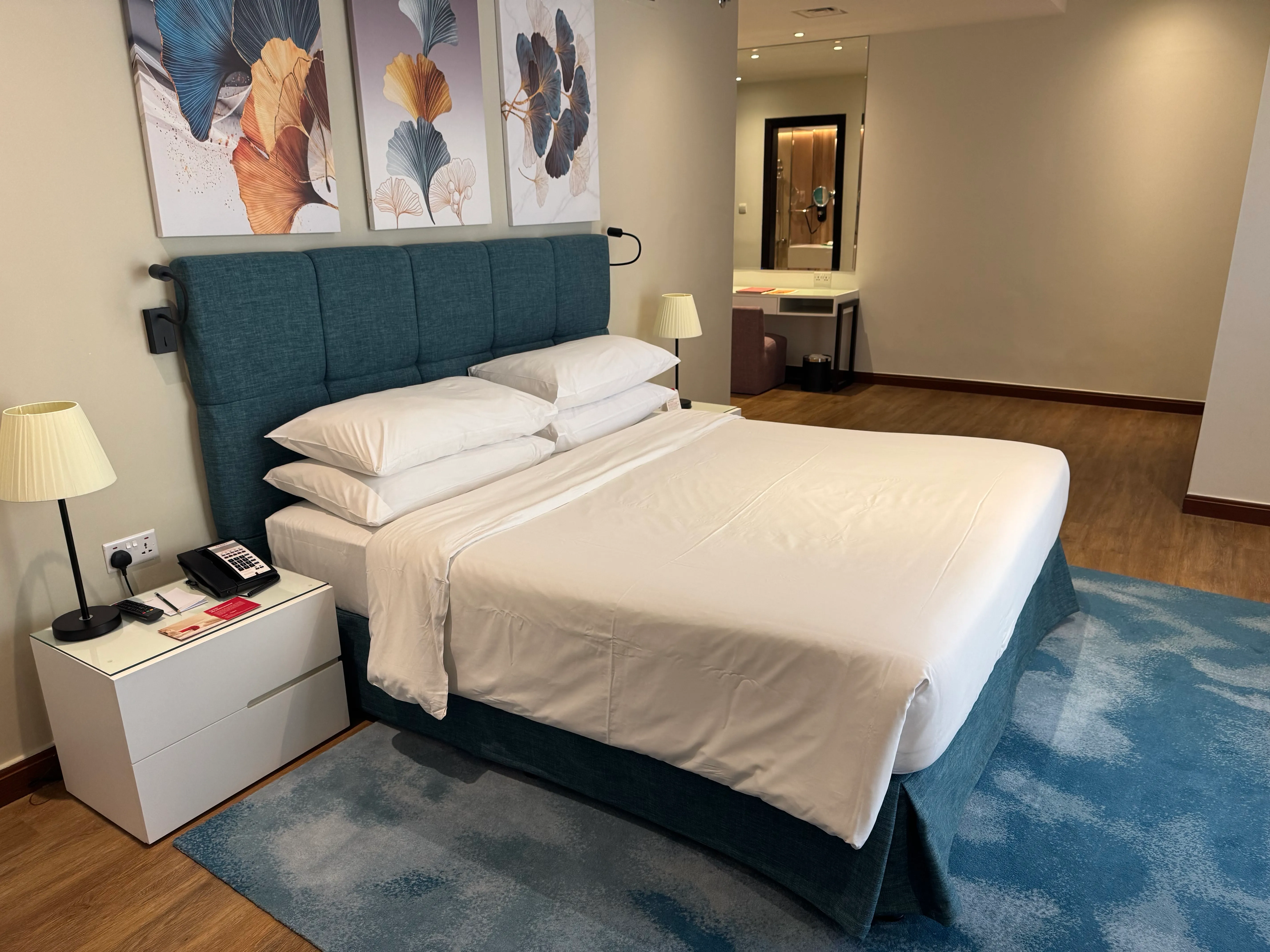Schlafzimmer der Suite